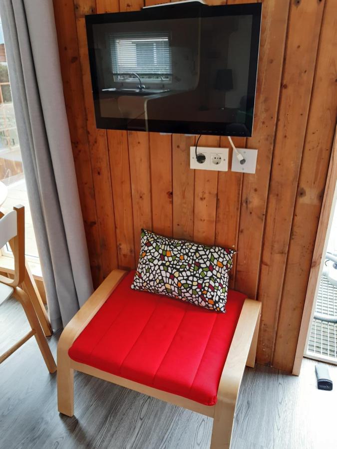 Chalet 15 "De Tien Heugten" Vakantiepark Schoonloo 外观 照片