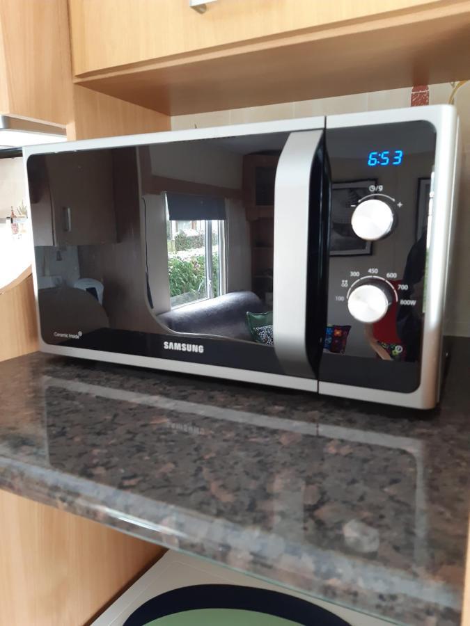 Chalet 15 "De Tien Heugten" Vakantiepark Schoonloo 外观 照片