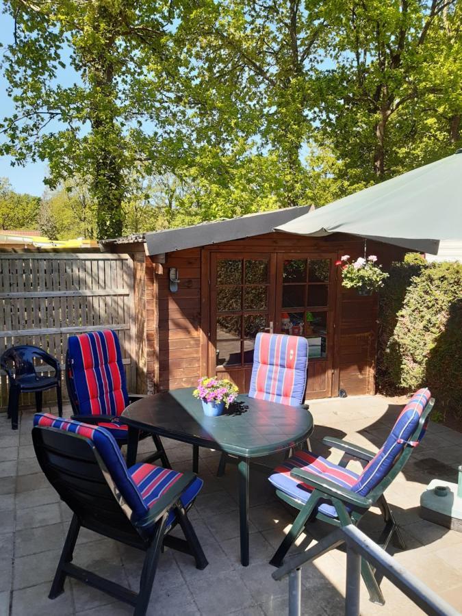 Chalet 15 "De Tien Heugten" Vakantiepark Schoonloo 外观 照片